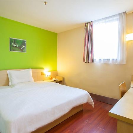7Days Inn Xiamen Haicang Exterior photo
