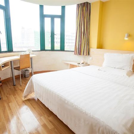 7Days Inn Xiamen Haicang Exterior photo