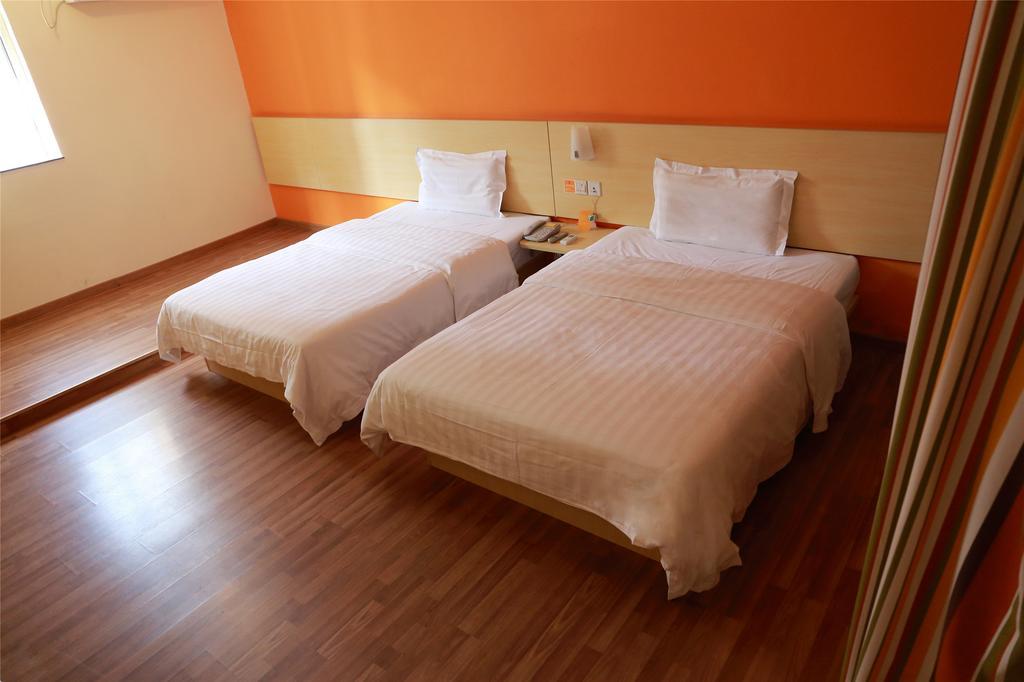 7Days Inn Xiamen Haicang Exterior photo